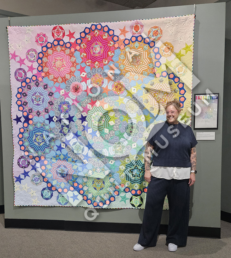 Tula Pink with her quilt SUPERNOVA